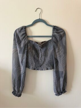 Aritzia Gray Smocked Puff-Sleeve Crop Top